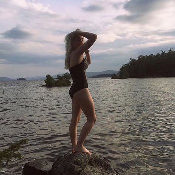 Голая Билли Айлиш