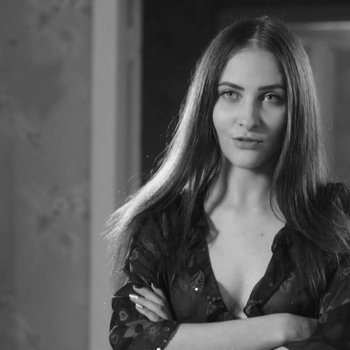 Голая Алиса Вединяпина