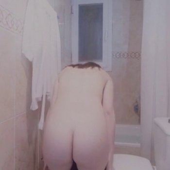 Голая Клаудиа Молина