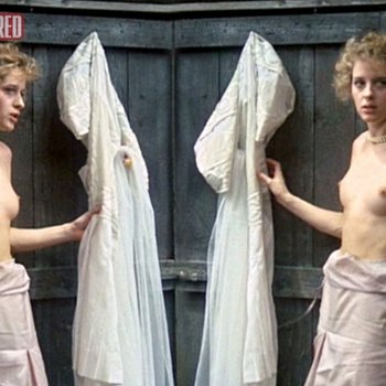 Голая Доминик Дарел