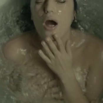 Голая Эльма Бегович