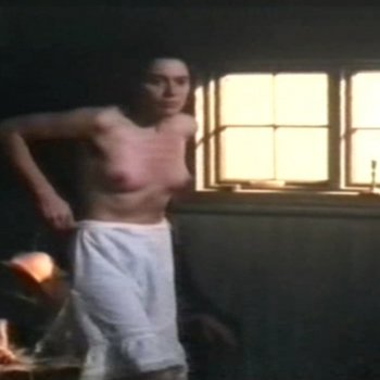 Голая Рагнхильд Хилт